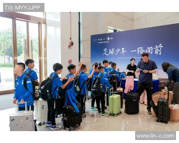 变形计足球少年与明星球员的梦想之旅与成长故事 变形计足球少年与明星球员的梦想之旅与成长故事