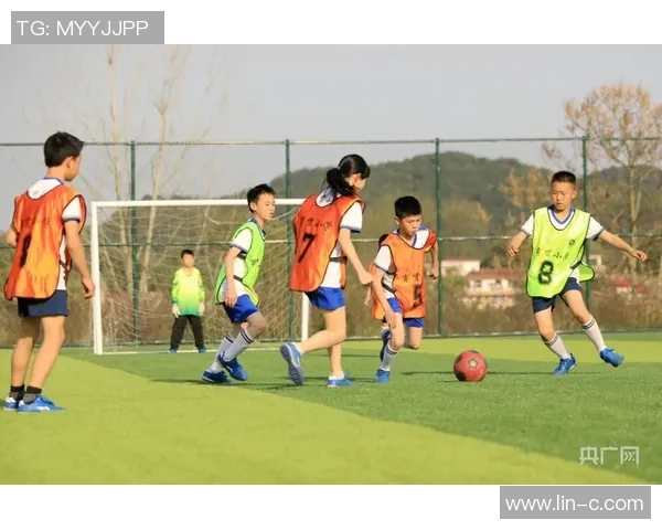 足球明星社交恐惧症揭秘谁在绿茵场上光鲜背后隐藏真实自我